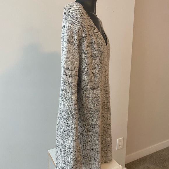 Winding River / woman’s/ XL/ v neck sweter - Picture 9 of 13